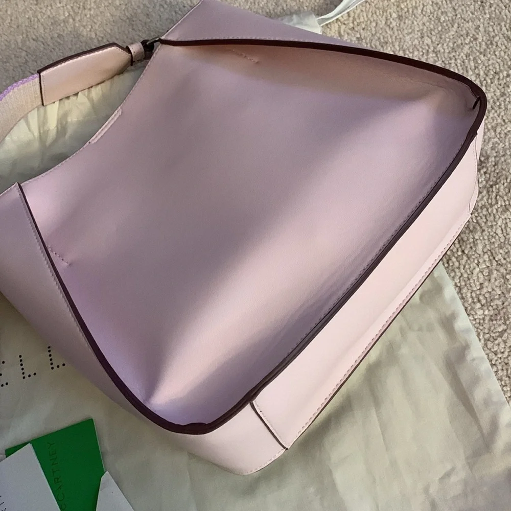 ๐ธ Stella McCartney perforated logo alter Napa crossbody bag in Lilac - Picture 3 of 15